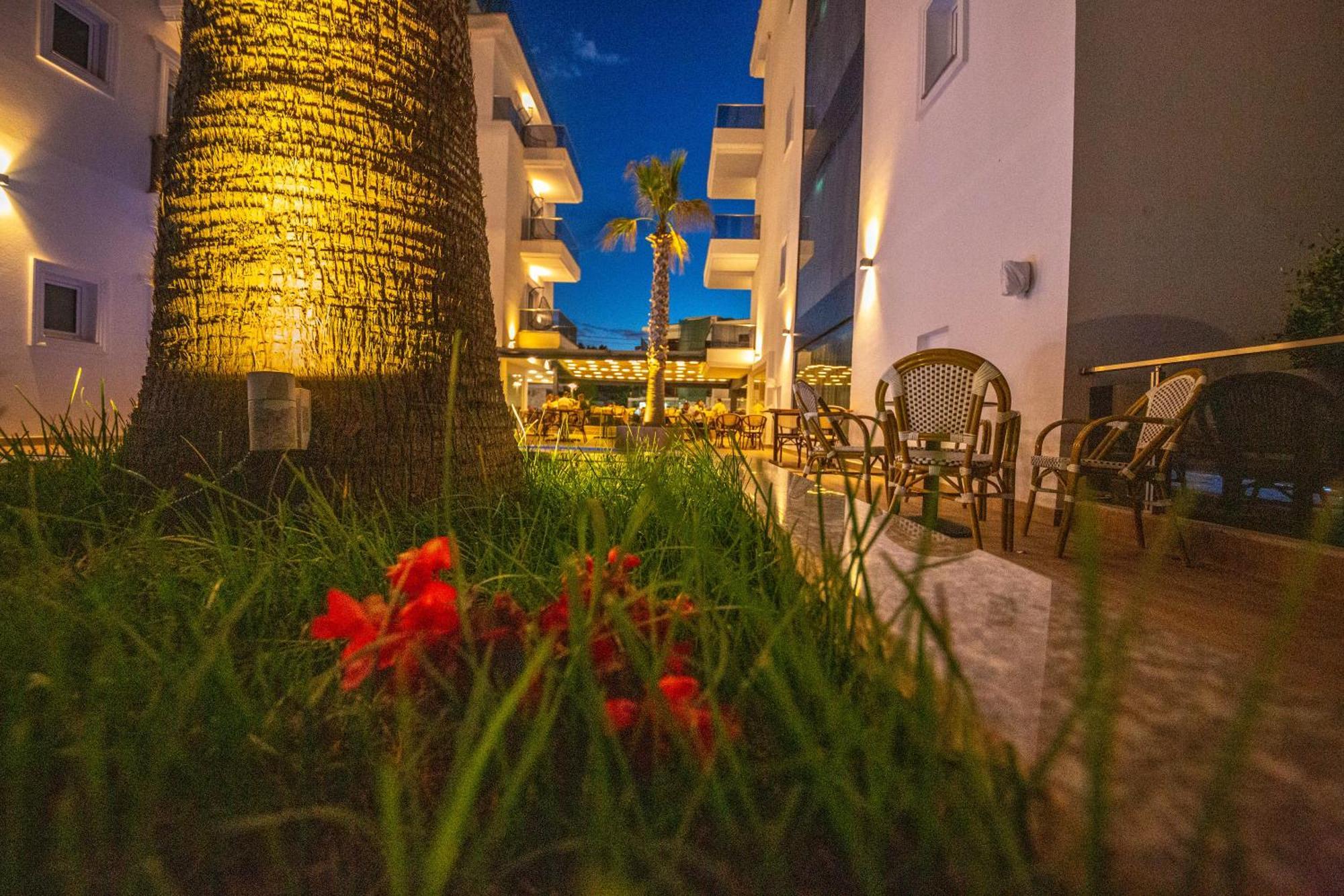 Hotel Sole Mare Ksamil Exterior photo