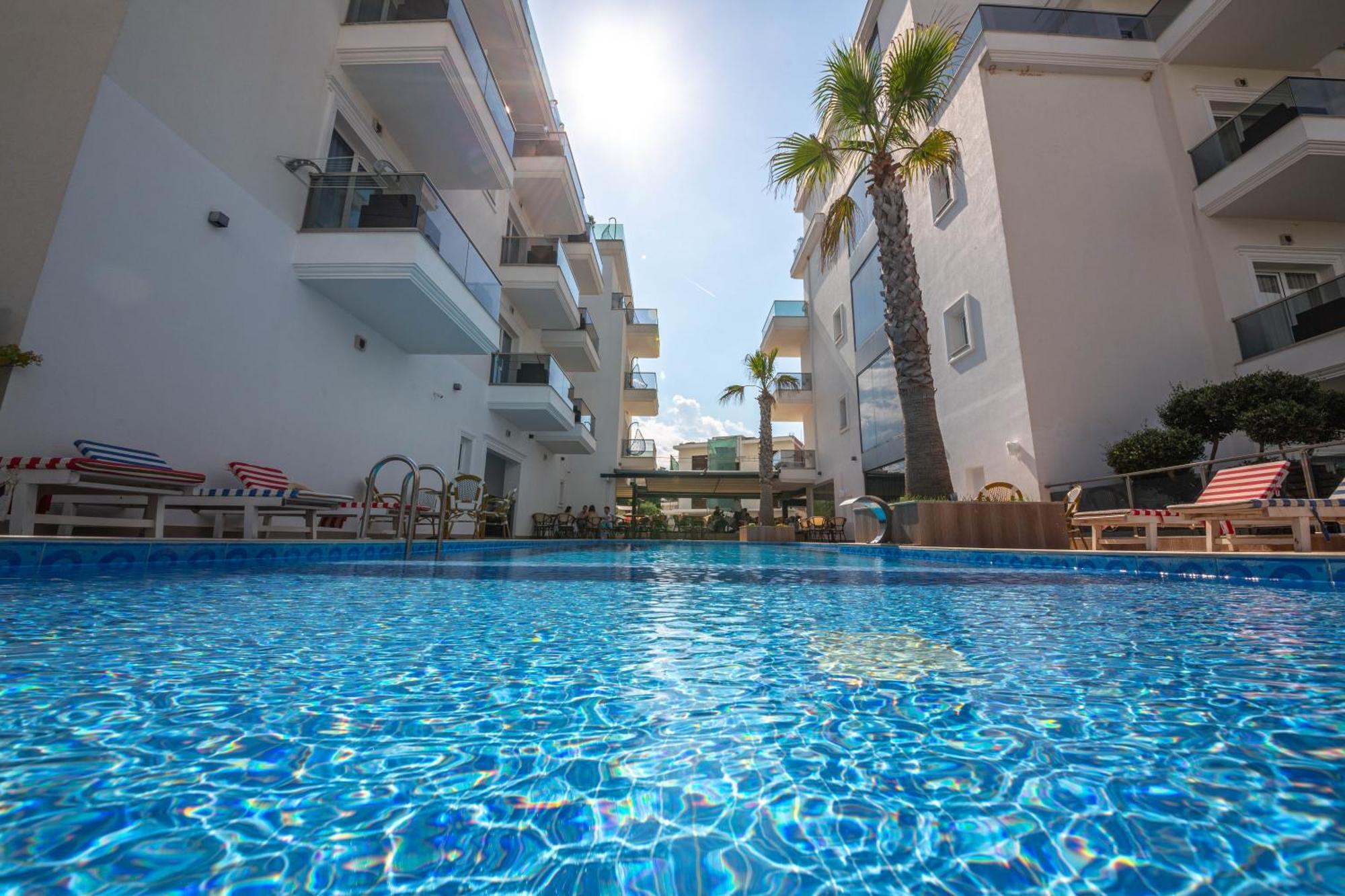 Hotel Sole Mare Ksamil Exterior photo